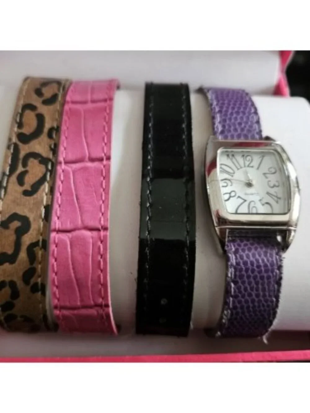 Vintage Interchangeable Strap Ladies Quartz Watch